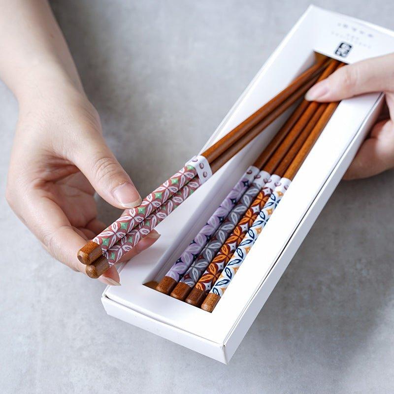 Japanese Family Harmony Wooden Chopsticks Sets