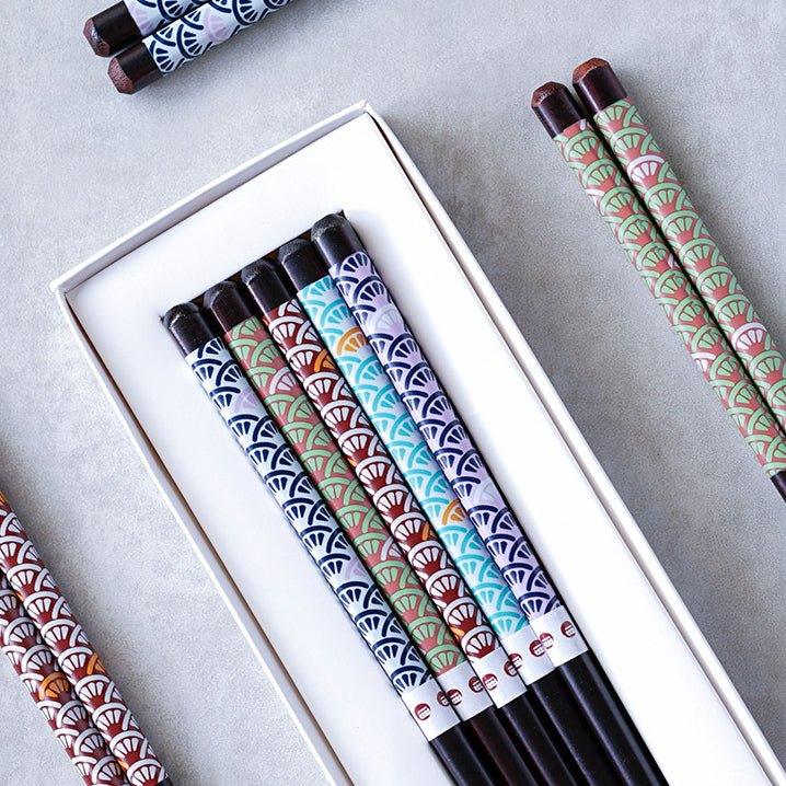 Japanese Family Harmony Wooden Chopsticks Sets